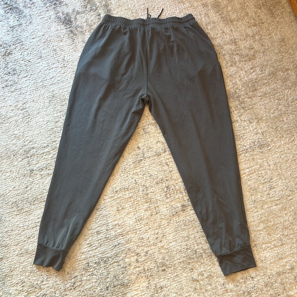 Splendid Joggers - Picture 5 of 5